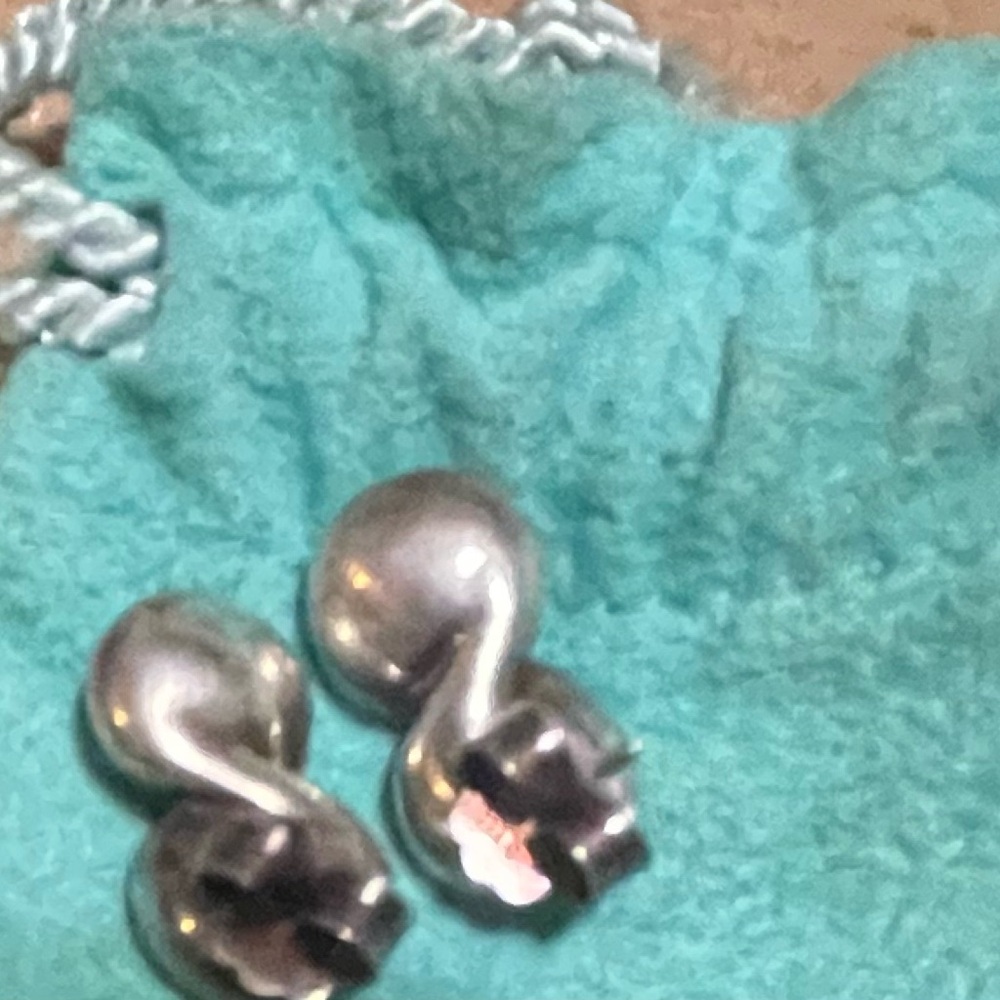 Tiffany & Co. Silver Infinity Pearl Earrings - Picture 5 of 5